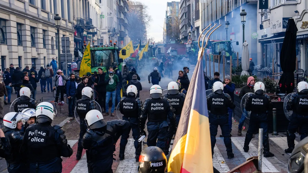 UE adia acordo de livre-comércio com o Mercosul após protesto de agricultores