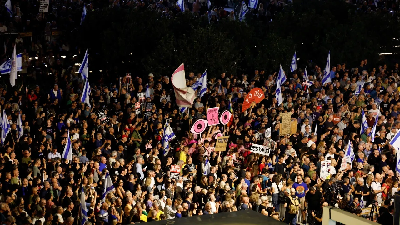 تجمع اعتراضی در تل‌آویو علیه سیاست‌ها و عملکرد دولت نتانیاهو