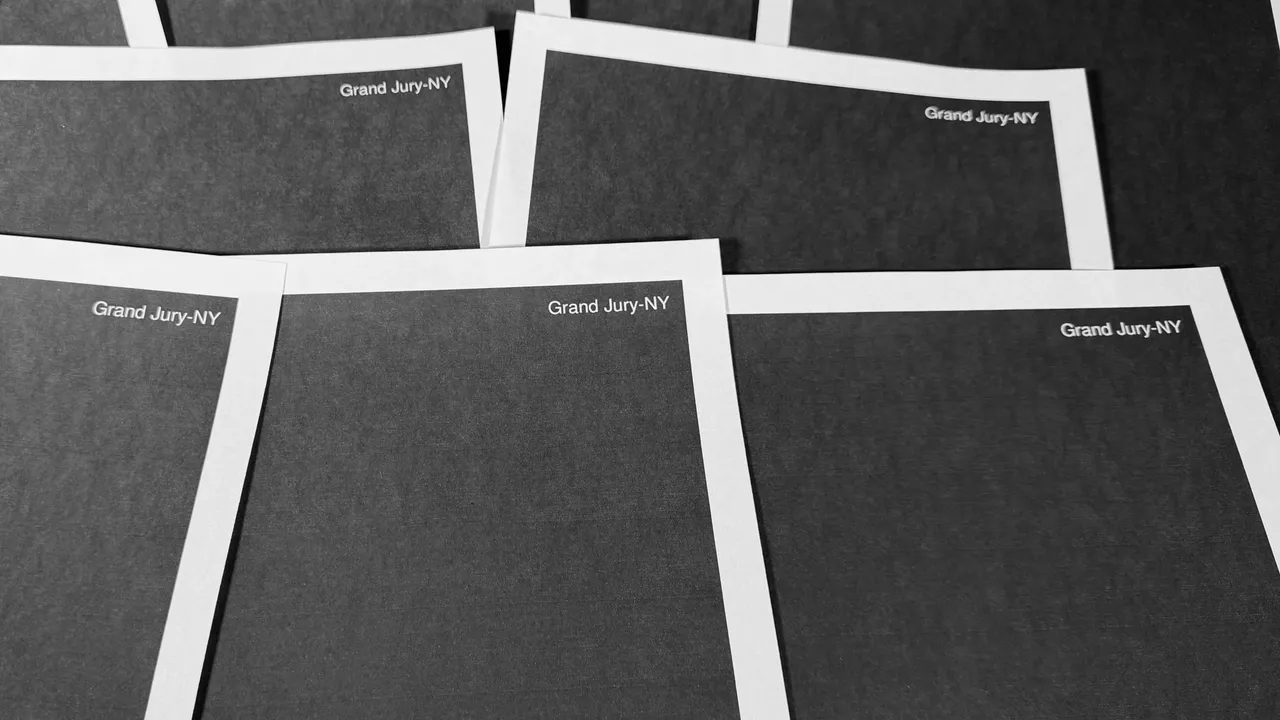 Divulgação parcial dos arquivos de Epstein gera protestos contra o encobrimento