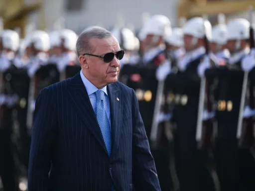 Presidente Erdogan: "As exportações de defesa da Türkiye aumentaram 30% em 11 meses"