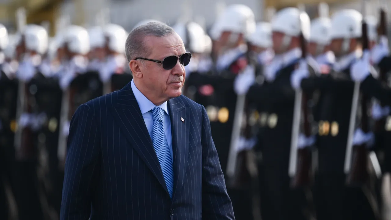 Türkiye's defence exports rise 30% in 11 months: Turkish President