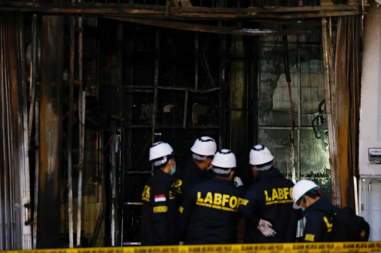 Kebakaran gudang aksesoris di Penjaringan, lima orang ditemukan meninggal