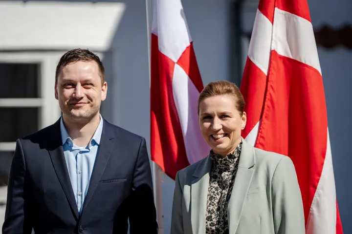 米国が掌握に関心示す中、デンマークがグリーンランド防衛を強化へ