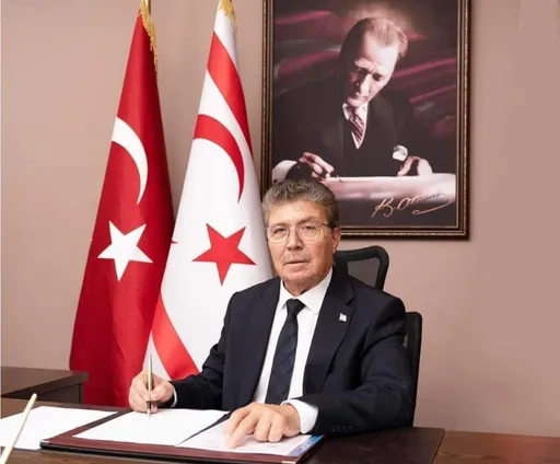 "قبرص التركية" تعتبر اتهام إدارة جنوب قبرص اليونانية لأنقرة بالاحتلال تجاهلاً لمعاناتها