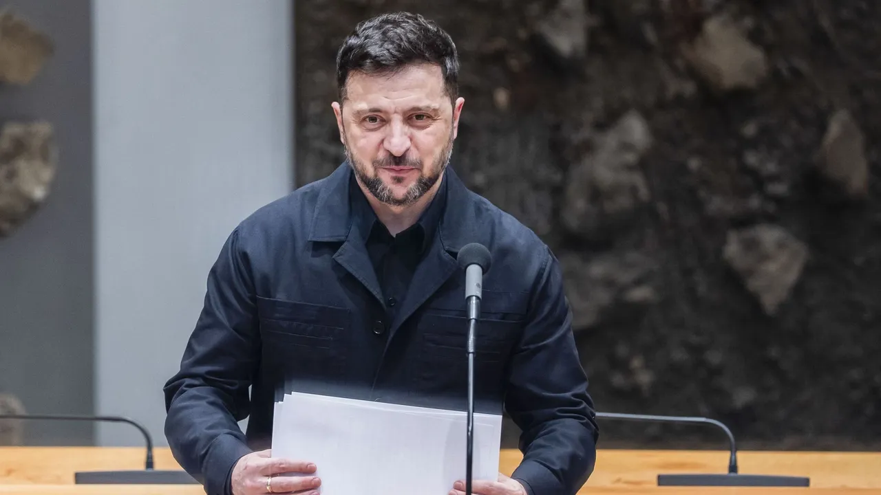 Украинанын парламенти аскердик абалда шайлоо өткөрүү мүмкүнчүлүгүн карап жатат