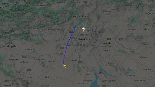 وزير الداخلية التركي يعلن فقدان الاتصال بطائرة تقل رئيس الأركان الليبي