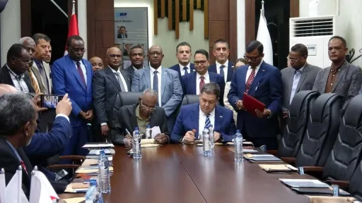 توقيع مذكرة تفاهم لتوأمة ميناء مرسين التركي وميناء بورتسودان