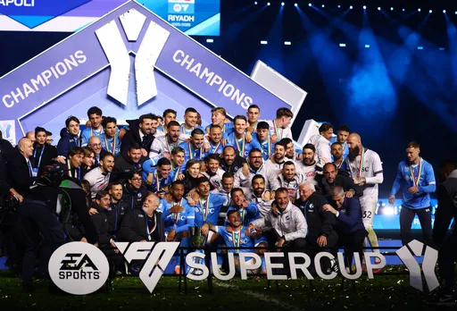 Наполи инкасираше 9.5 милиони евра со освојувањето на Суперкупот