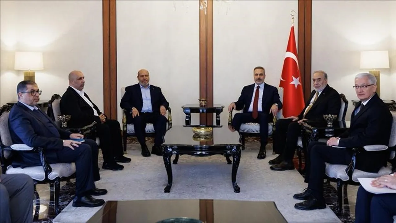 Turkish foreign minister meets Hamas delegation in Ankara