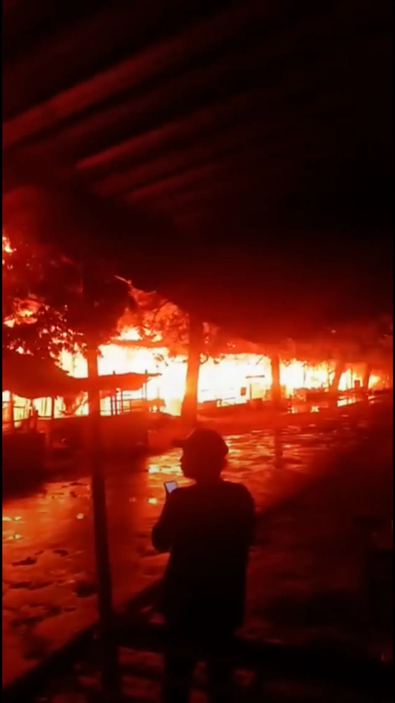 Kebakaran terjadi di Pasar Pagi Pemalang hanguskan ratusan kios pedagang