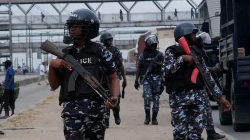 مقتل 7 مصلّين بانفجار داخل مسجد في مايدوغوري شمال شرقي نيجيريا