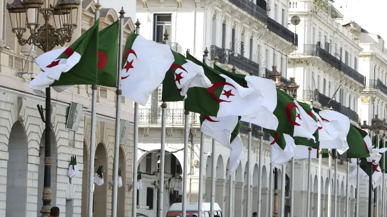 Алжир признал французский колониализм преступлением