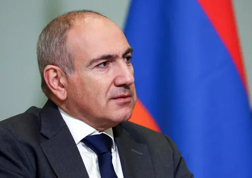 Будет ли Армения заправлять танки азербайджанским топливом?