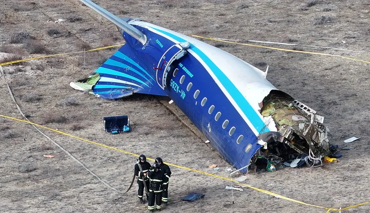 Kazakhstan interim report cites possible warhead impact in AZAL plane crash