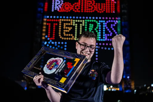 From retro TV screens to Dubai skies: Turkish teen writes Tetris history