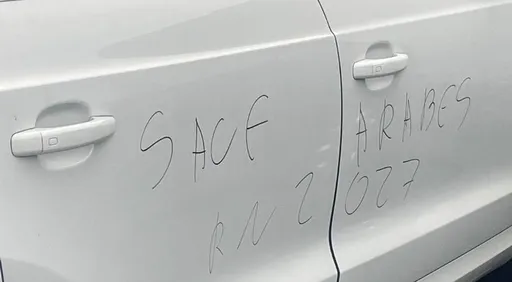 France: un homme condamné à 6 mois de prison pour des tags racistes