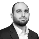 عامٌ على سقوط الأسد... اختبار بناء جيشٍ وطني في سوريا