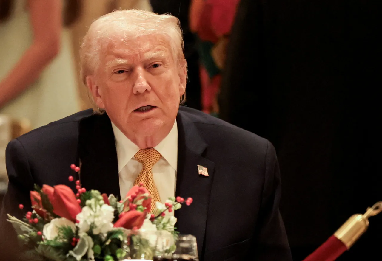 Trump calls Democrats 'radical left scum' in Christmas Eve message