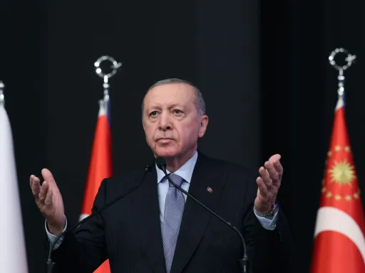 Erdogan critica o bloqueio de ajuda de Israel e reforça a posição da Türkiye em relação a Gaza