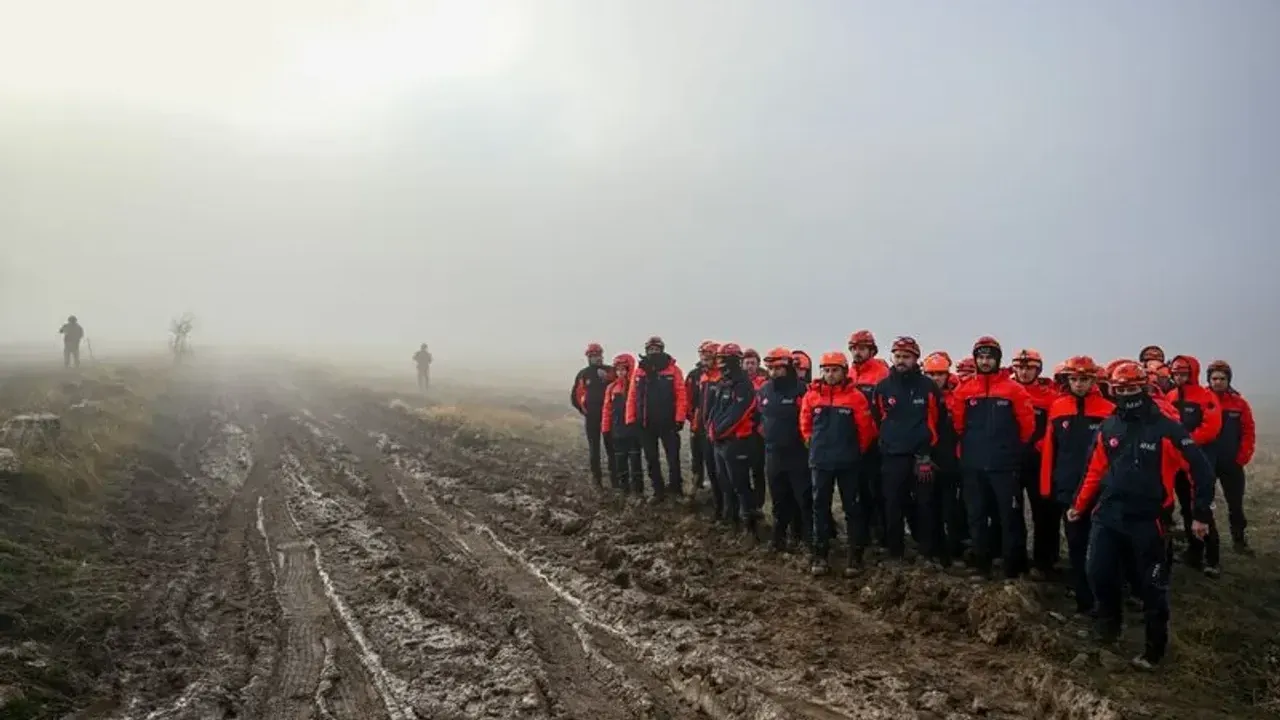 Türkiye, Libya jointly probing aircraft crash that killed Libya's army chief, seven others