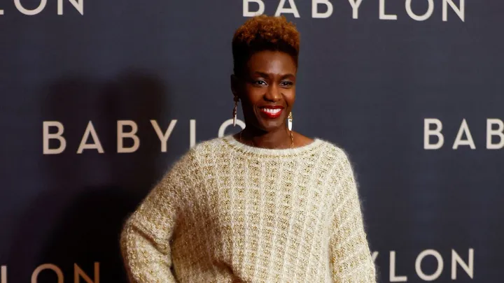 Caricature raciste de Charlie Hebdo: Rokhaya Diallo dénonce une “imagerie coloniale” et raciste