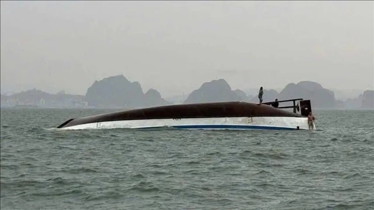 Mbi 150 të vdekur nga përmbytja e një anijeje me emigrantë drejt Ishujve Kanarie