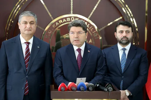 وزير العدل التركي يؤكد استمرار إجراءات الطب الشرعي بشأن حادث طائرة الوفد الليبي