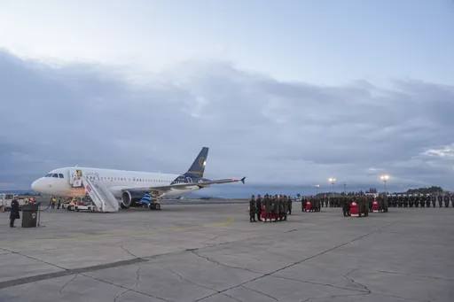 تركيا تودّع ضحايا الطائرة الليبية بمراسم عسكرية في أنقرة