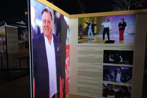 U Sarajevu izložba posvećena Halidu Bešliću, njegova muzika povezuje generacije i slavi ljubav