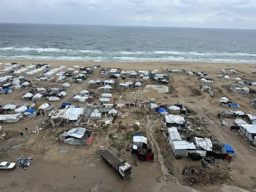 Težak život u improviziranim šatorskim kampovima nakon primirja u Gazi