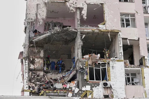 Jedna osoba poginula, 19 povrijeđenih u ruskom zračnom napadu na Kijev