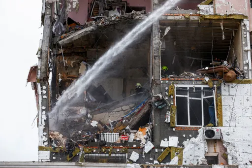 Russia strikes Ukraine ahead of Zelenskyy’s meeting with Trump