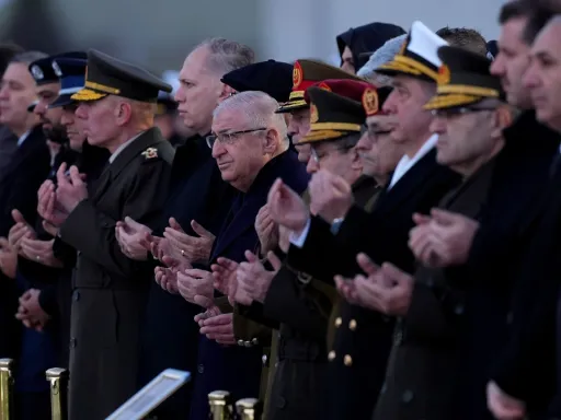 Türkiye realiza cerimónia em Ancara para a delegação líbia que faleceu na queda de avião