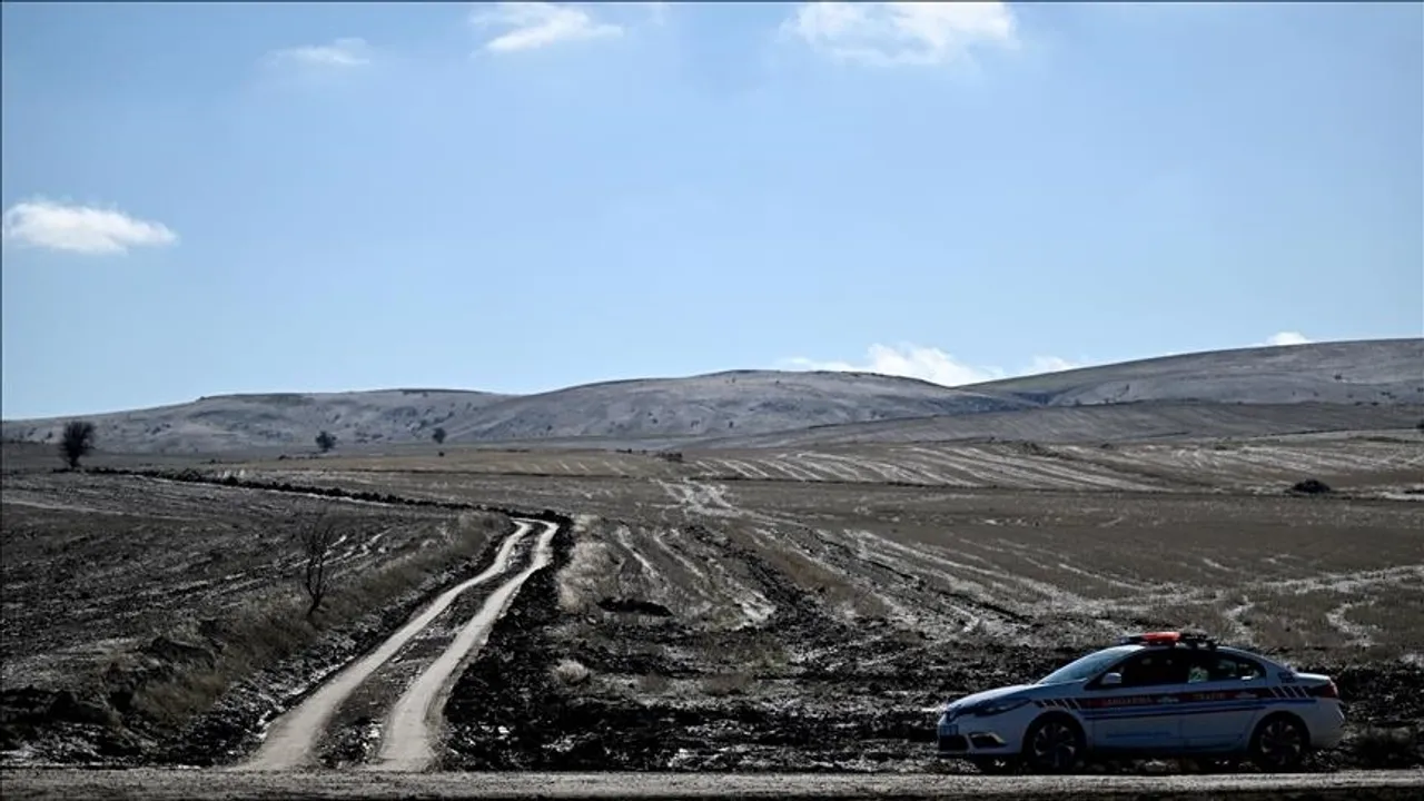 Përfundon heqja e mbetjeve të avionit pas rrëzimit në Ankara