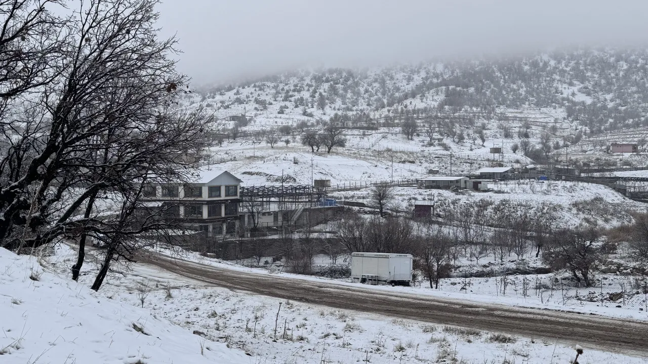 Snowstorms leave people stranded across northern Iraq’s rugged mountain routes