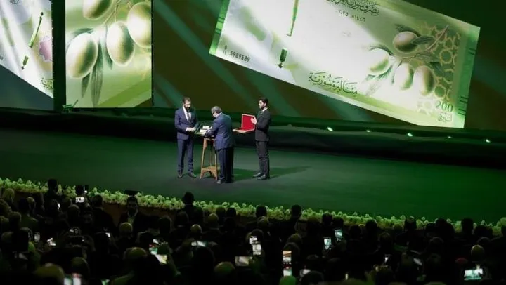 "أفول مرحلة سابقة".. سوريا تطلق عملتها الجديدة معتمدة على نزع الأصفار وإزالة صور الأشخاص