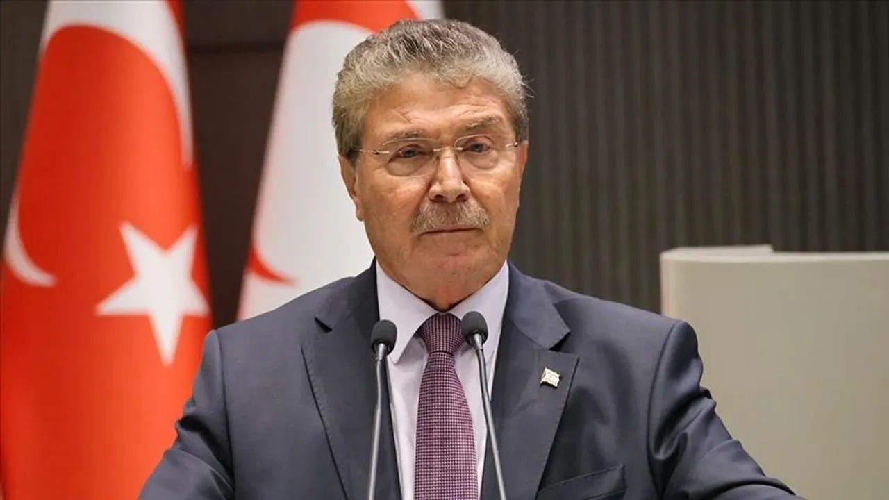 نخستوزیر جمهوری ترک قبرس شمالی از اظهارات رئیس جمهور ترکیه درباره قبرس حمایت کرد