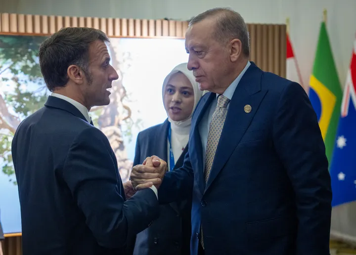 Erdogan, Macron hold call on Ukraine war, regional crises and resetting Türkiye–France ties
