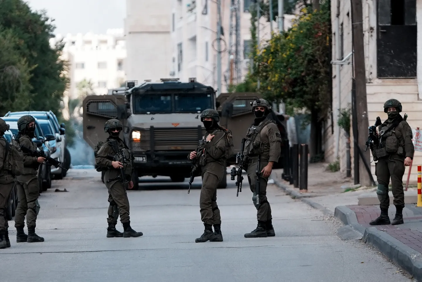 الاحتلال يقصف طوباس وقباطية شمالي الضفة.. وتوثيق أكثر من ألفي اعتداء للجيش والمستوطنين خلال نوفمبر