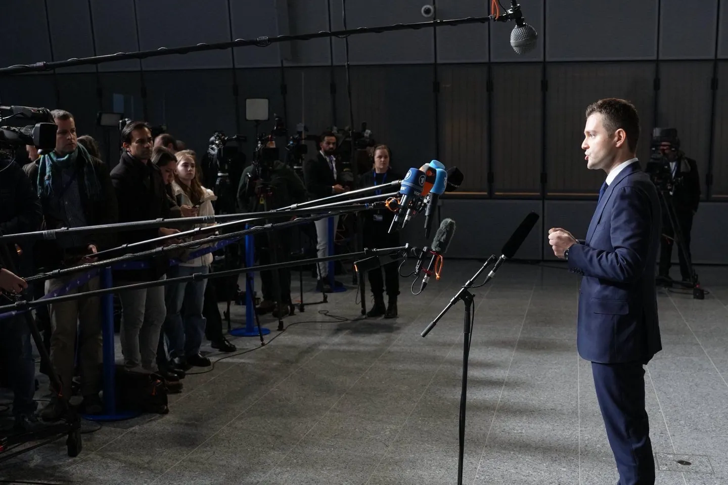 Mucunski: Ballkani Perëndimor duhet të mbetet në fokusin e NATO-s dhe të BE-së