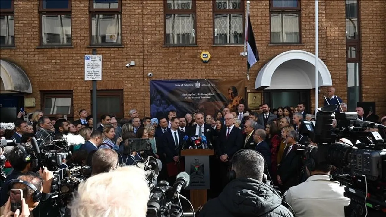 Palestinska ambasada u Londonu traži zaštitu, proizraelska grupa vandalizirala prostorije