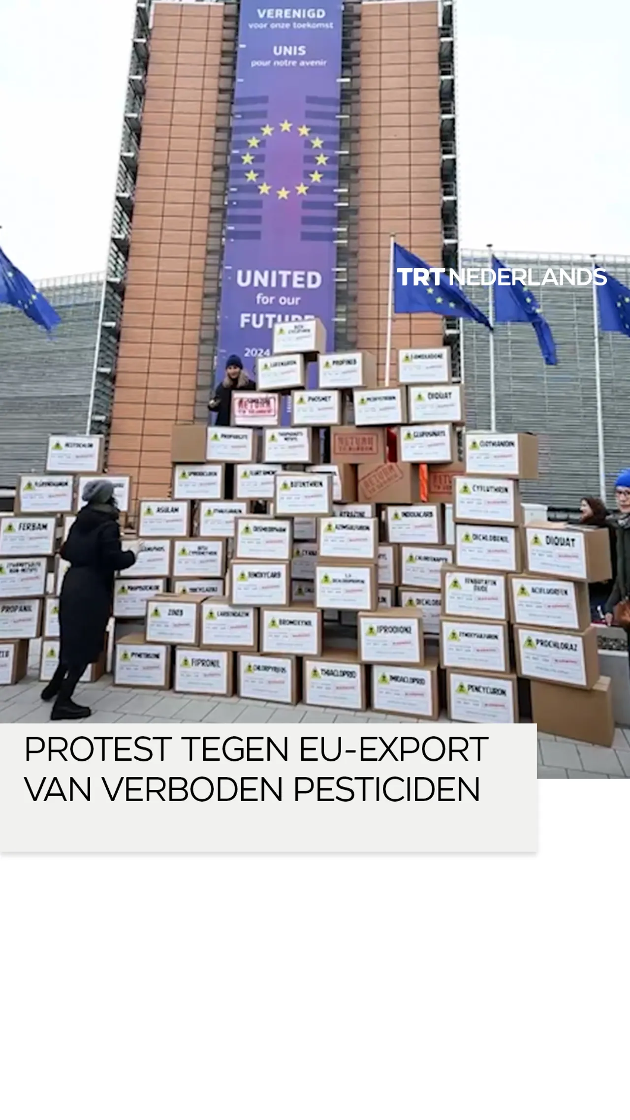 Actievoerders confronteren Europese Commissie met 'gifhandel'.