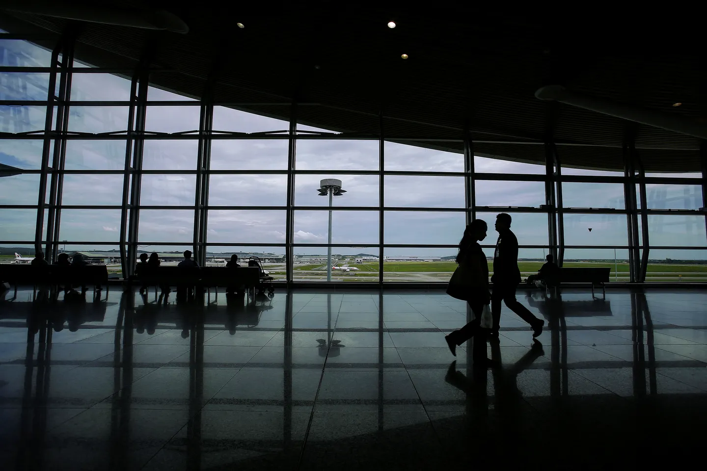 Penumpang ditahan susulan ancaman bom palsu di KLIA