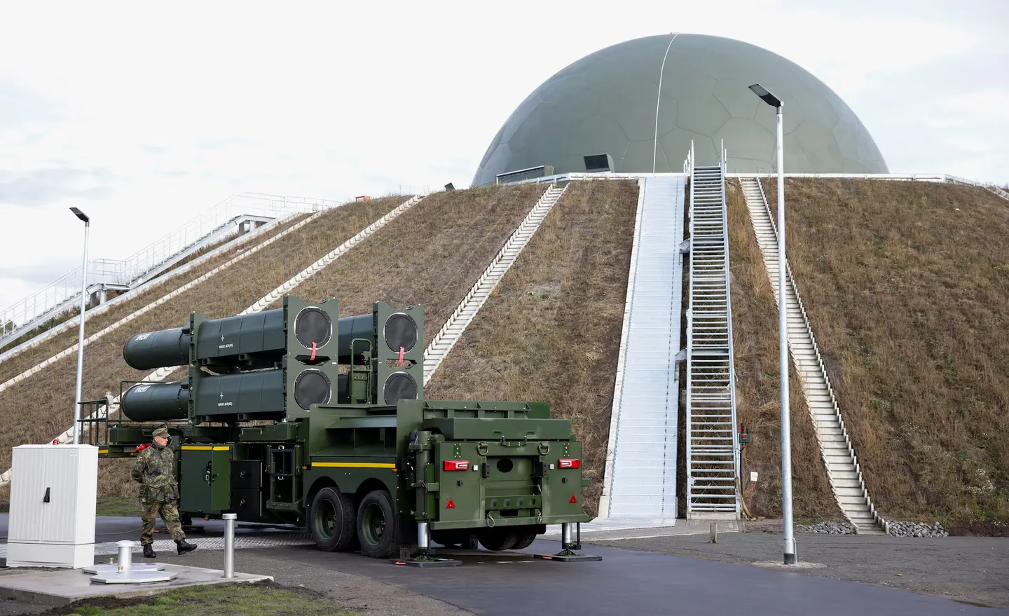 Германия заключила крупнейшую в истории оборонную сделку с Израилем