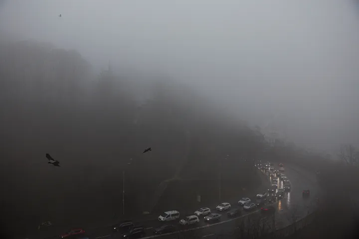 Nederlands parlement verzet zich tegen EU-verbod op nieuwe auto's op fossiele brandstoffen in 2035