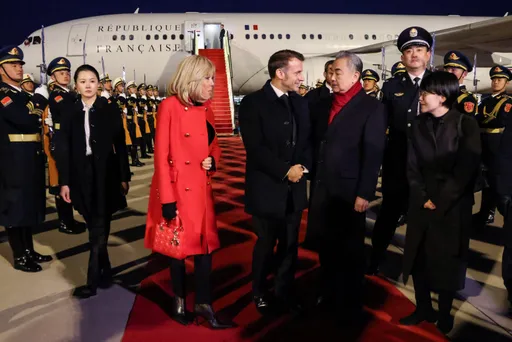 Emmanuel Macron en position de faiblesse face au géant chinois