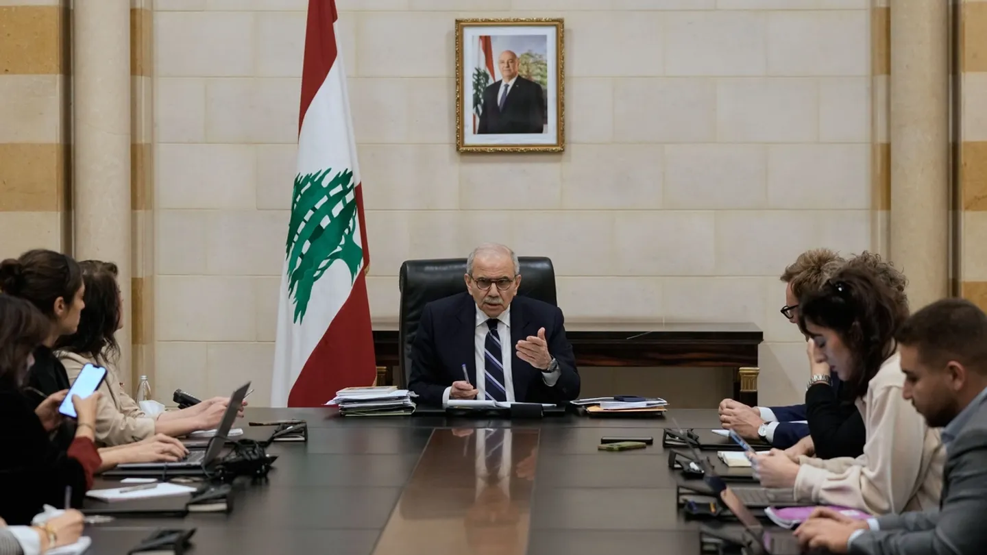 إسرائيل تعلن المشاركة في اجتماع مع "جهات حكومية" بلبنان.. وسلام: بعيدون عن التطبيع