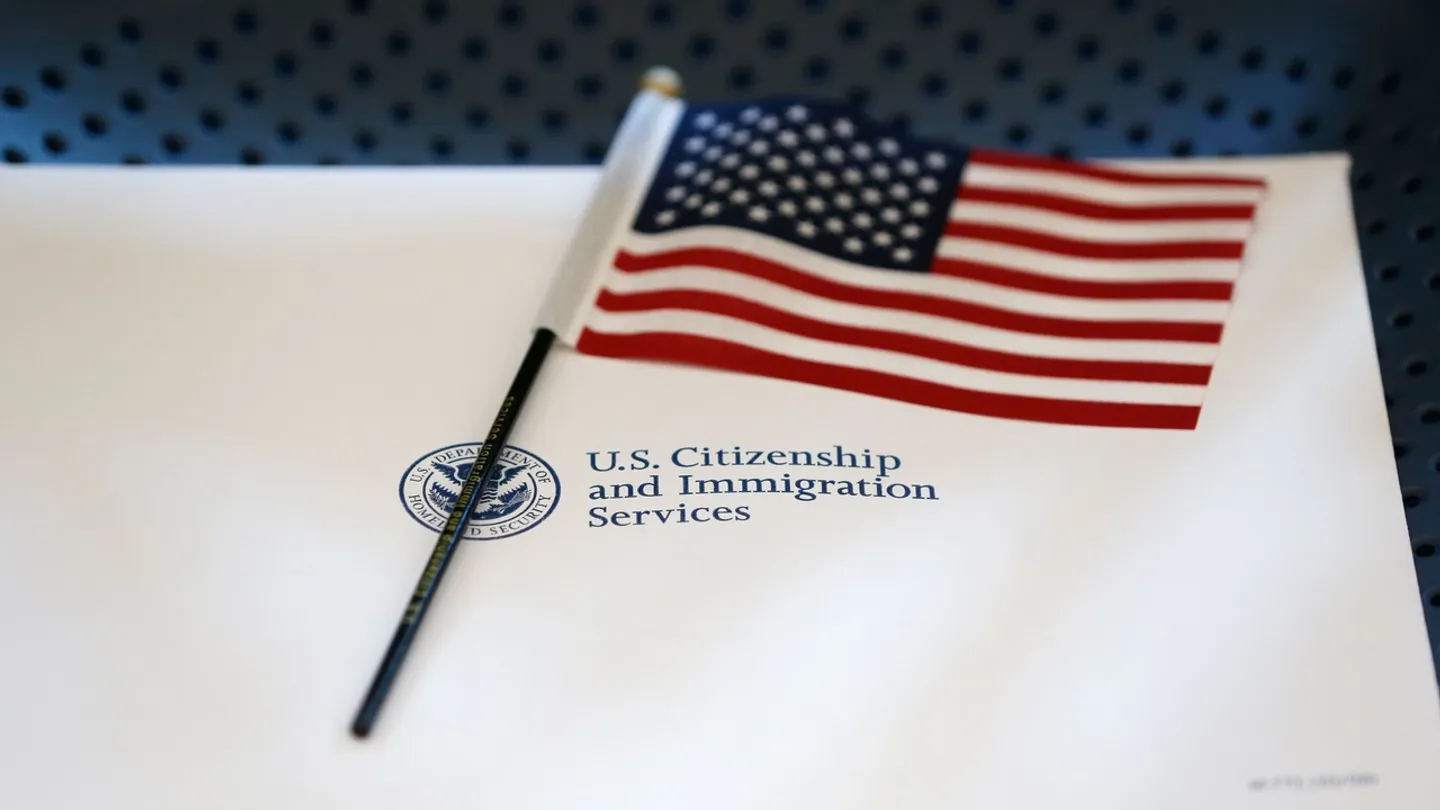 19 елдің азаматы енді АҚШ-қа бара алмайды