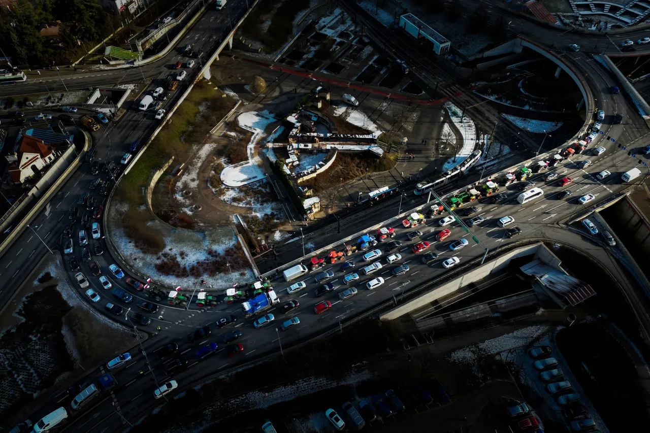 Niebezpieczne stężenia PM10 w wielu miastach w Polsce