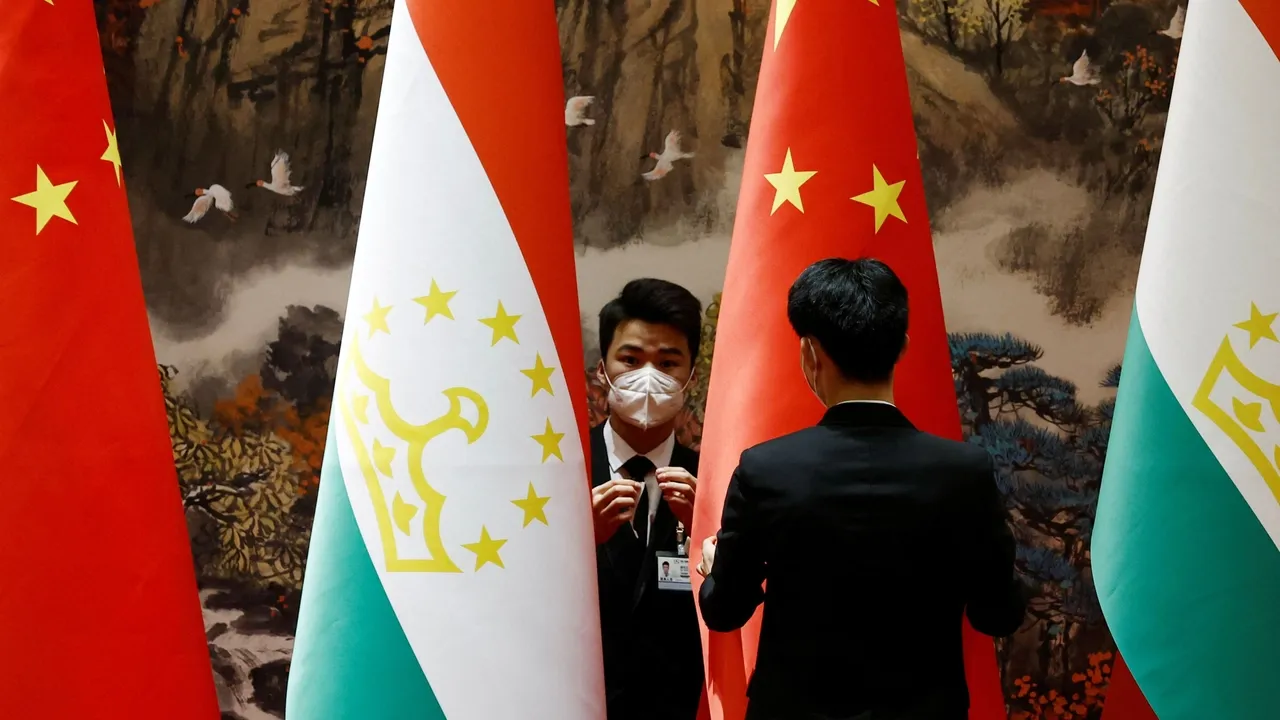 امضای یادداشت تفاهم همکاری میان تاجیکستان و چین در حوزه فناوری‌های دیجیتال